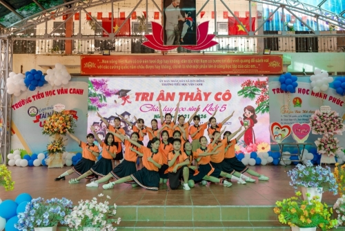 Chia tay học sinh lớp 5, niên khóa 2021-2026