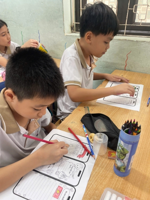 Ngày 20-10: Tri ân và tôn vinh phụ nữ Việt Nam của cô trò lớp 4A3 Trường Tiểu học Vân Canh