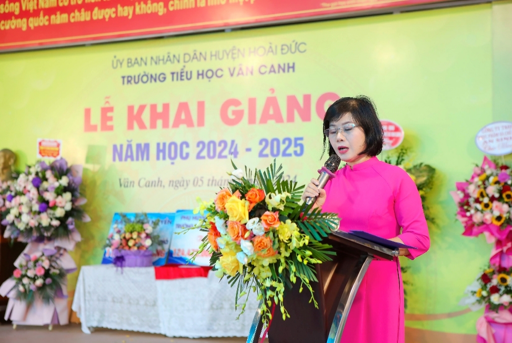 IMK Việt Nam tài trợ cho trường Tiểu học Vân Canh trị giá 150tr dân dịp khai giảng năm học mới