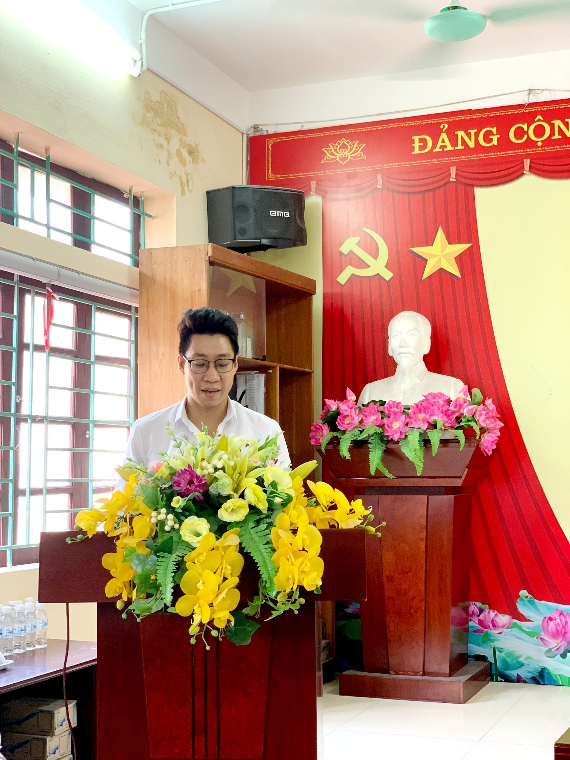 Chi bộ trường Tiểu học Vân Canh tổ chức Đại hội Chi bộ nhiệm kì 2022 - 2025