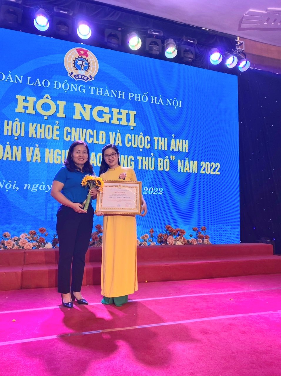 Cô giáo Trịnh Thị Hiền đạt giải Khuyến khích cuộc thi ảnh 