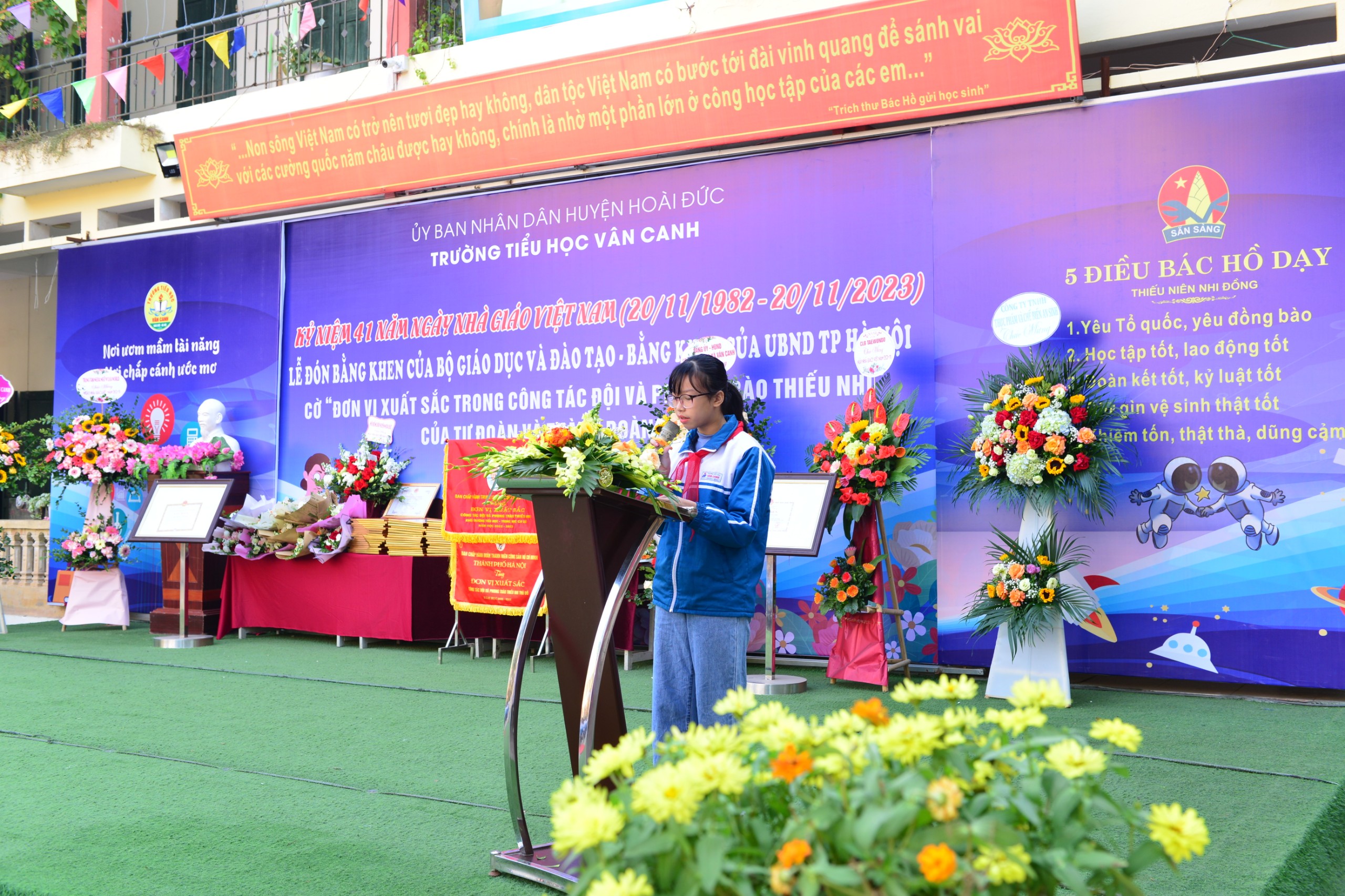 Trường Tiểu học Vân Canh kỉ niệm 41 năm ngày Nhà giáo Việt Nam (20/11/1982 - 20/11/2023).