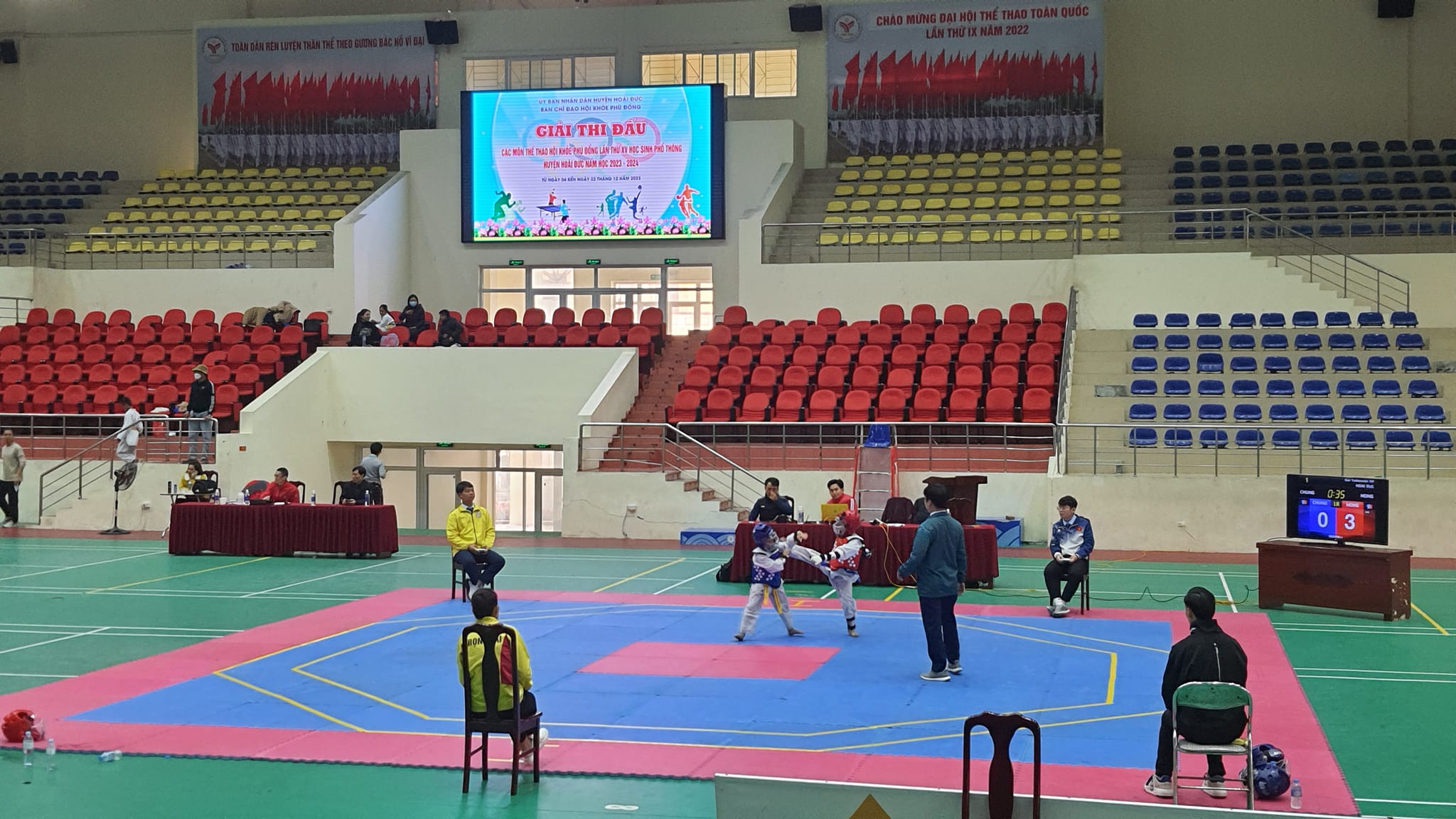 Đội thể thao trường Tiểu học Vân Canh kết thúc Hội khỏe Phù Đổng huyện Hoài Đức với 5 giải Nhất, 2 giải Nhì, 2 giải Ba