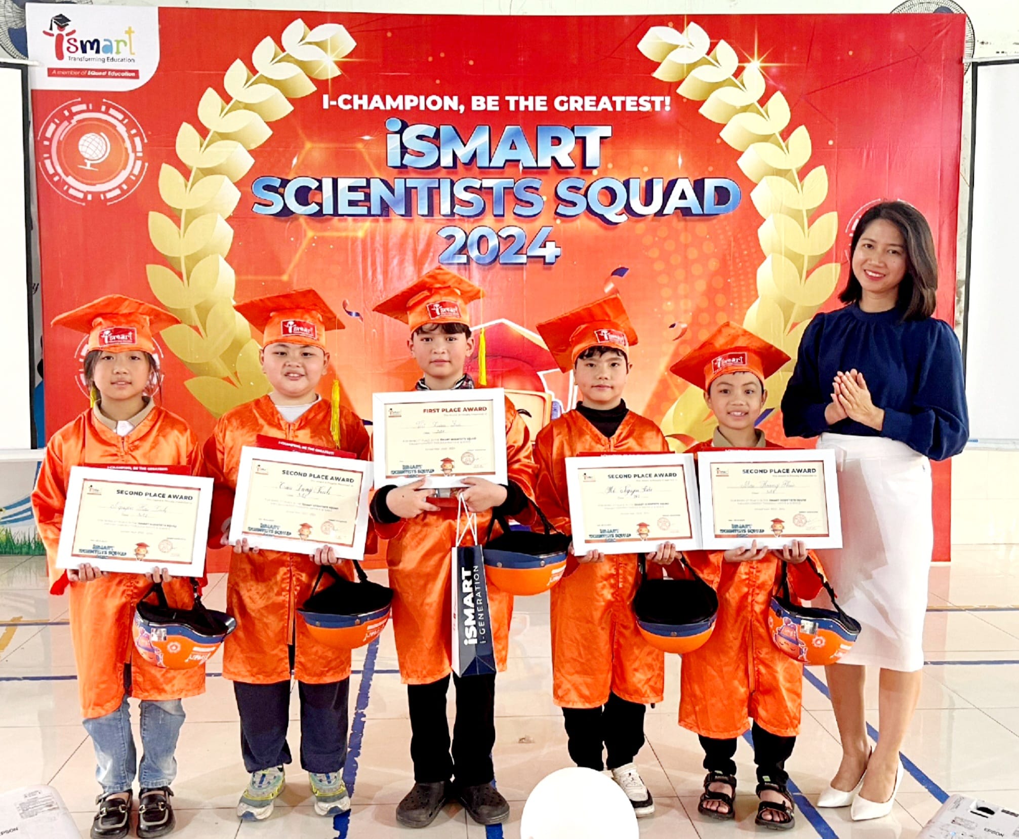 Ismarters trường Tiểu học Vân Canh tranh tài - giải đấu Scientists Squad 2024